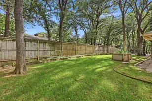 2108 Edgewood Ct, Arlington, TX 76013 - Photo 31
