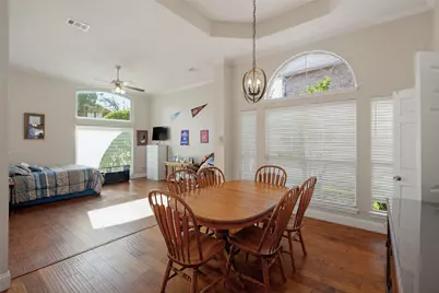 5013 Ridgecrest Drive, The Colony, TX 75056 - Photo 7