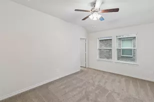 9721 Daisy Mae Ln, Aubrey, TX 76227 - Photo 13