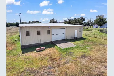 5108 Woodard Avenue, Cleburne, TX 76033 - Photo 31