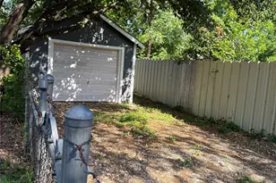 3823 Jamaica St, Dallas, TX 75210 - Photo 13