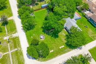 305 N 3rd St, Coolidge, TX 76693 - Photo 13