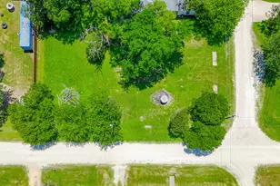 305 N 3rd St, Coolidge, TX 76693 - Photo 11