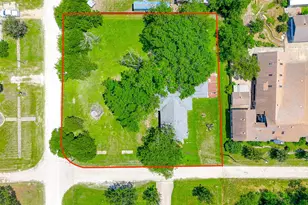 305 N 3rd St, Coolidge, TX 76693 - Photo 3
