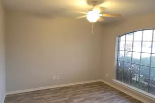 1333 Thunderbrook Dr, DeSoto, TX 75115 - Photo 5