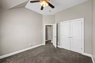 2401 Juneau Ct, Corinth, TX 76210 - Photo 29