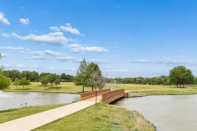 2049 Kingsbridge Drive, Heartland, TX 75126 - Photo 29