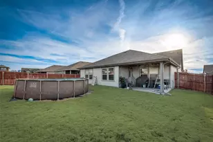 1508 Frst Pk Dr, Alvarado, TX 76009 - Photo 11
