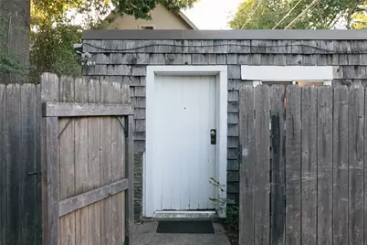 4704 Lafayette Avenue, Fort Worth, TX 76107 - Photo 3