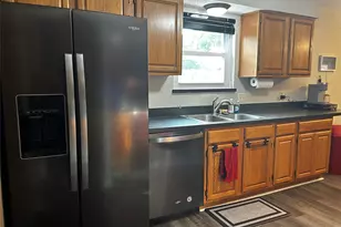 6852 Megan Ln, North Richland Hills, TX 76182 - Photo 5