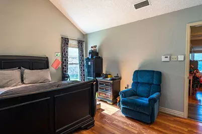 6852 Megan Lane, North Richland Hills, TX 76182 - Photo 15