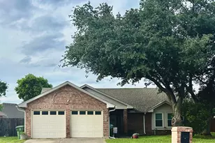 6852 Megan Ln, North Richland Hills, TX 76182 - Photo 1