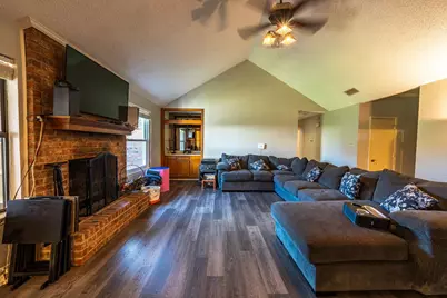 6852 Megan Lane, North Richland Hills, TX 76182 - Photo 9