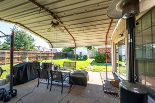 6852 Megan Ln, North Richland Hills, TX 76182 - Photo 31