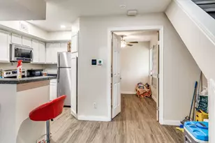 9809 Walnut St, Dallas, TX 75243 - Photo 5