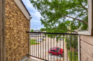 9809 Walnut St, Dallas, TX 75243 - Photo 11