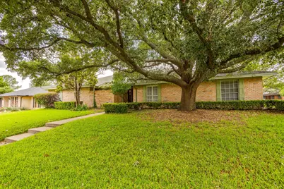6800 Kingswood Drive, Fort Worth, TX 76133 - Photo 21