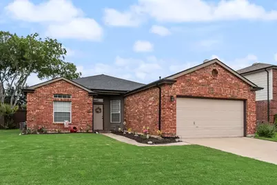 2025 Apple Drive, Little Elm, TX 75068 - Photo 33