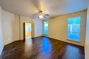 1212 Sunderland Ln, Fort Worth, TX 76134 - Photo 13