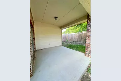 1212 Sunderland Lane, Fort Worth, TX 76134 - Photo 19