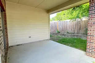 1212 Sunderland Ln, Fort Worth, TX 76134 - Photo 19