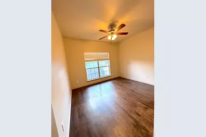 1212 Sunderland Lane, Fort Worth, TX 76134 - Photo 7