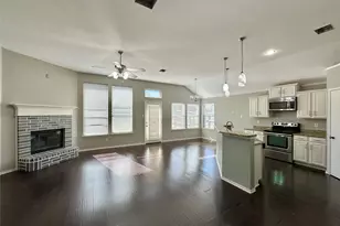 6920 Misty Meadow Ln, Arlington, TX 76002 - Photo 3