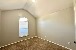 6920 Misty Meadow Ln, Arlington, TX 76002 - Photo 15