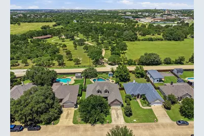 107 Clyde Drive, Aledo, TX 76008 - Photo 3