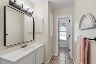 7841 Ember Oaks Dr, North Richland Hills, TX 76182 - Photo 11