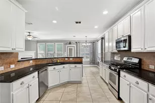 1005 Park Meadow Ln, McKinney, TX 75071 - Photo 7