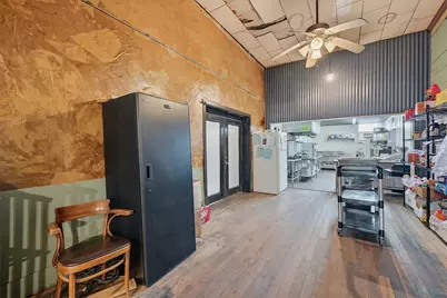 218 W Main Street, Denison, TX 75020 - Photo 17