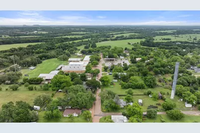 303 E McLain, Iredell, TX 76649 - Photo 31