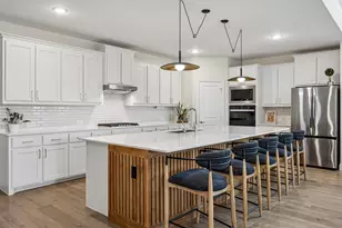425 Breeds Hl Rd, Little Elm, TX 75068 - Photo 5