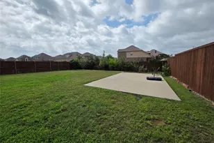 2016 Milano Ln, Lewisville, TX 75077 - Photo 39