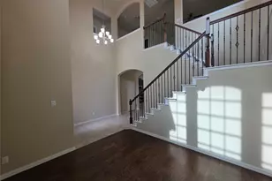 2016 Milano Ln, Lewisville, TX 75077 - Photo 7