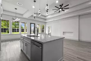 617 N Dwight Ave, Dallas, TX 75211 - Photo 11