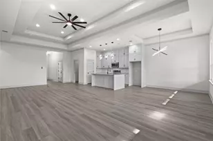 617 N Dwight Ave, Dallas, TX 75211 - Photo 15