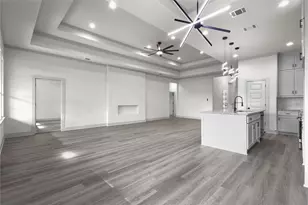 617 N Dwight Ave, Dallas, TX 75211 - Photo 13