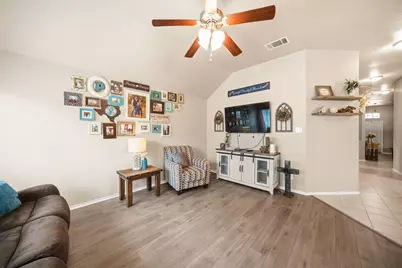 112 Sumac Drive, Waxahachie, TX 75165 - Photo 9