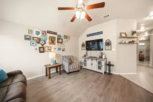 112 Sumac Dr, Waxahachie, TX 75165 - Photo 9
