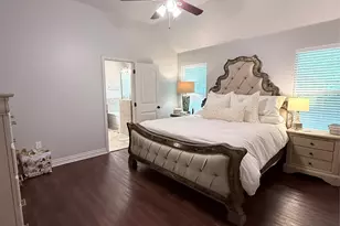 718 E Walcott St, Pilot Point, TX 76258 - Photo 9