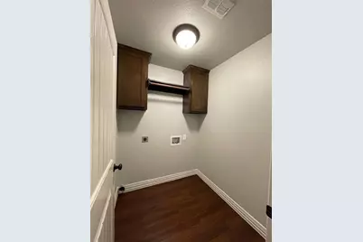 718 E Walcott Street, Pilot Point, TX 76258 - Photo 17