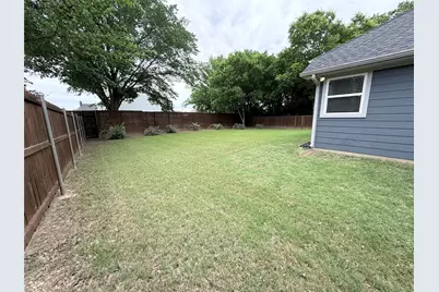 718 E Walcott Street, Pilot Point, TX 76258 - Photo 23