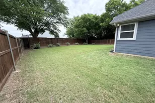 718 E Walcott St, Pilot Point, TX 76258 - Photo 23