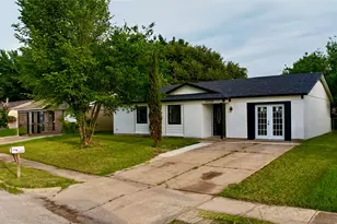 12024 Baron Dr, Balch Springs, TX 75180 - Photo 3