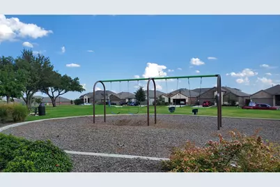 209 Frenchpark Drive, Fort Worth, TX 76052 - Photo 15