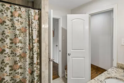 10677 Larchfield Lane, Dallas, TX 75238 - Photo 25