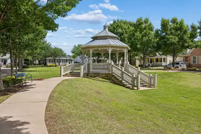 8528 Newman Drive, North Richland Hills, TX 76180 - Photo 31