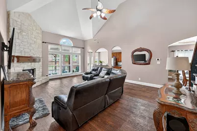 802 Myers Meadow Drive, Garland, TX 75043 - Photo 7